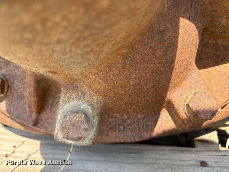 image for item DX8020 Rear truck axle 