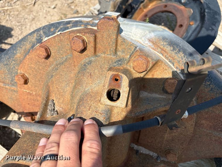 image for item DX8020 Rear truck axle 