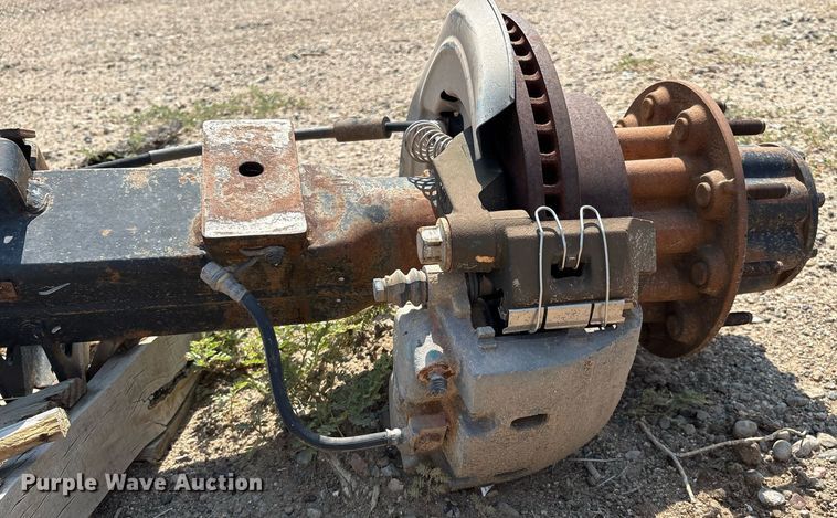 image for item DX8020 Rear truck axle 