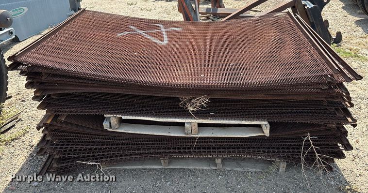 image for item DX8022 Approximately 36 aggregate screens