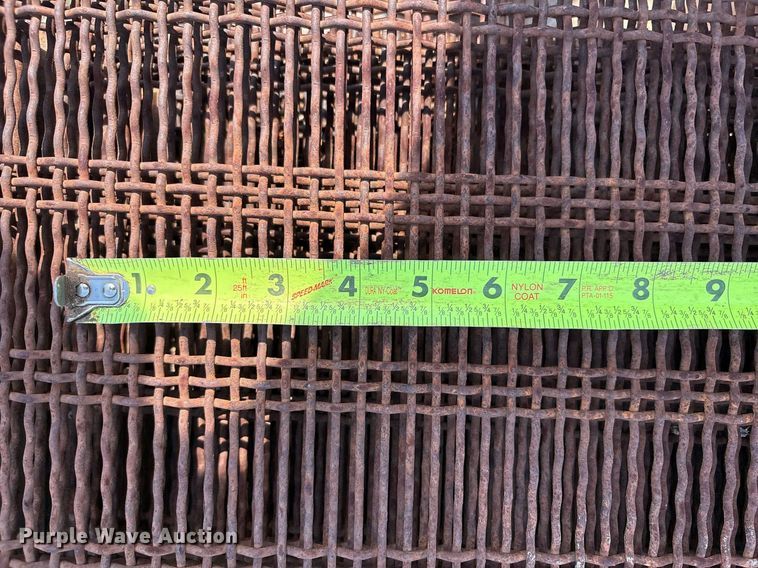 image for item DX8022 Approximately 36 aggregate screens