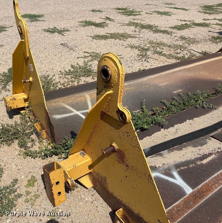 image for item DX8025 (2) sets of clamshell gates 