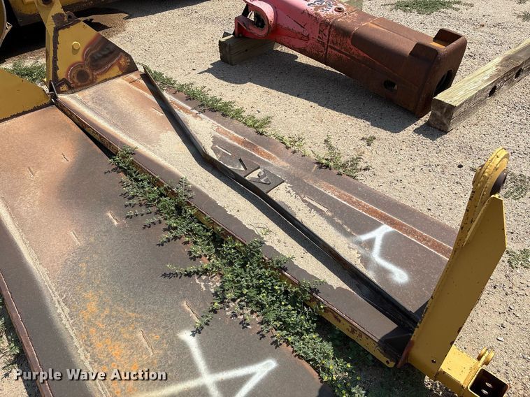 image for item DX8025 (2) sets of clamshell gates 