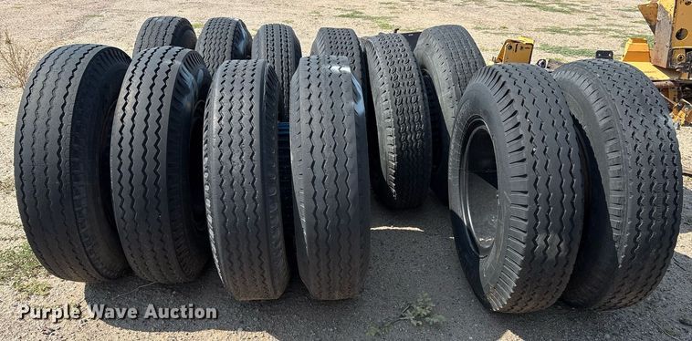 image for item DX8026 (7) hub assemblies