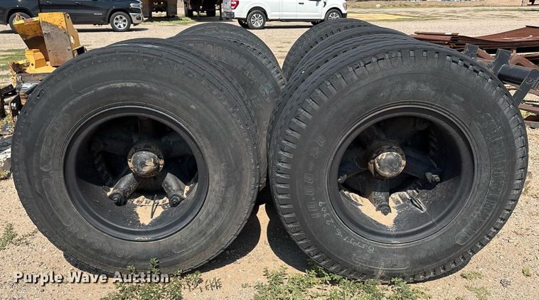 image for item DX8026 (7) hub assemblies