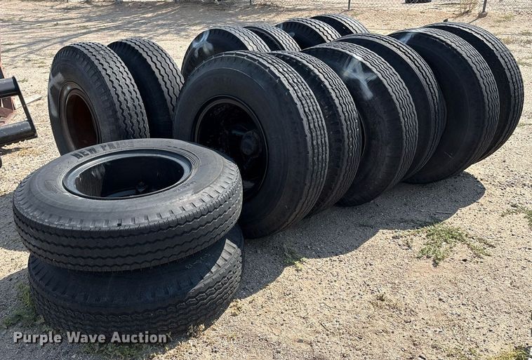 image for item DX8026 (7) hub assemblies