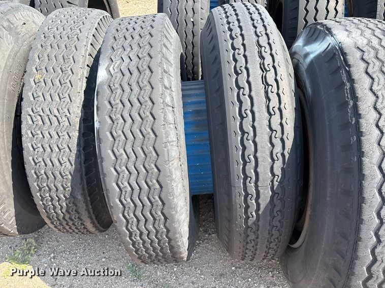 image for item DX8026 (7) hub assemblies