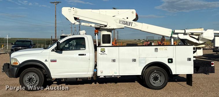 image for item DX8049 2011 Dodge Ram 5500 bucket truck