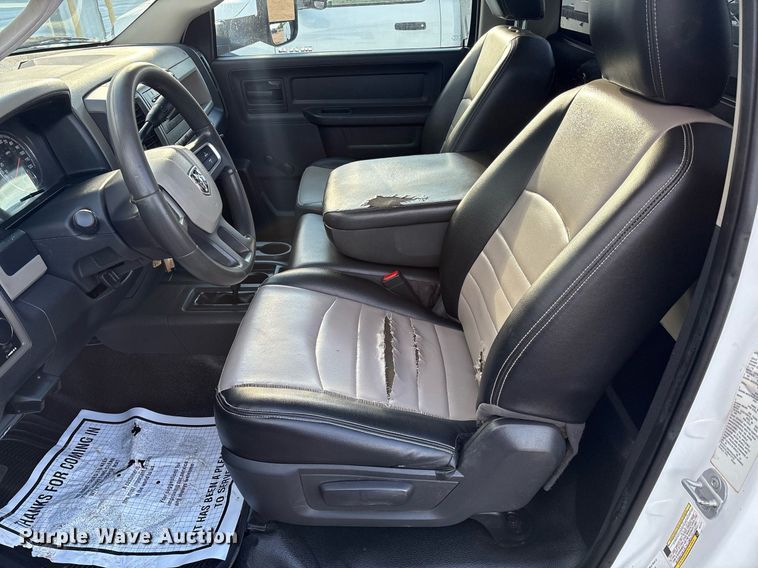 image for item DX8049 2011 Dodge Ram 5500 bucket truck