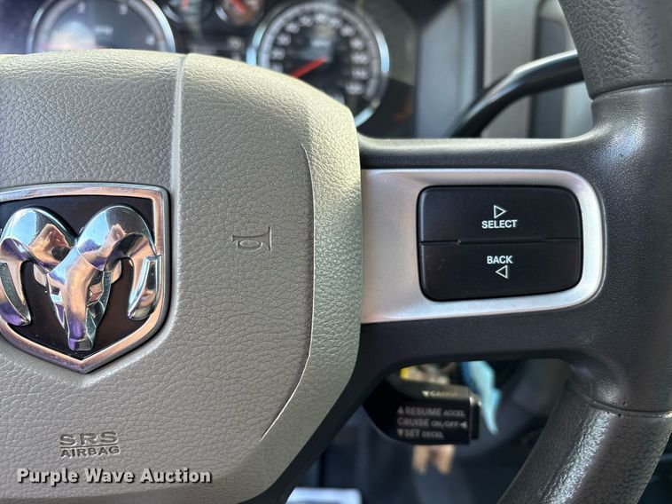 image for item DX8049 2011 Dodge Ram 5500 bucket truck