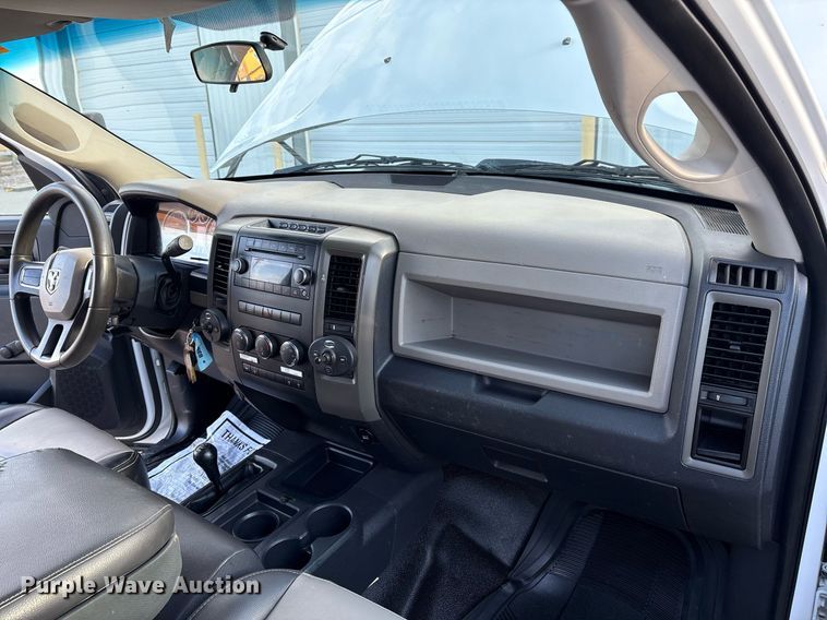 image for item DX8049 2011 Dodge Ram 5500 bucket truck