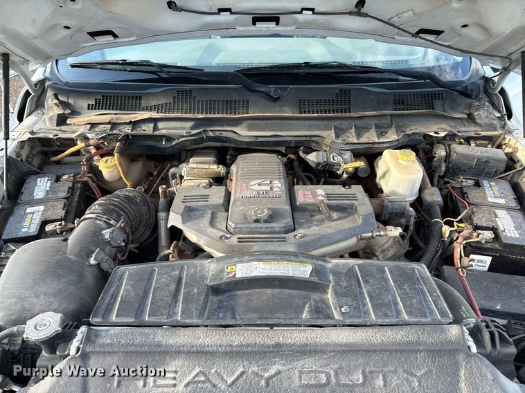 image for item DX8049 2011 Dodge Ram 5500 bucket truck