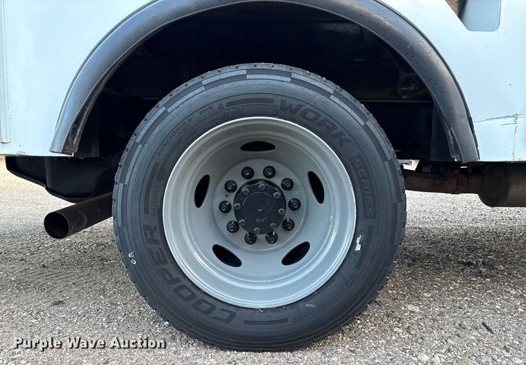 image for item DX8049 2011 Dodge Ram 5500 bucket truck