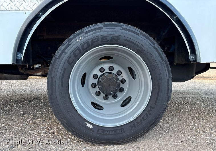 image for item DX8049 2011 Dodge Ram 5500 bucket truck