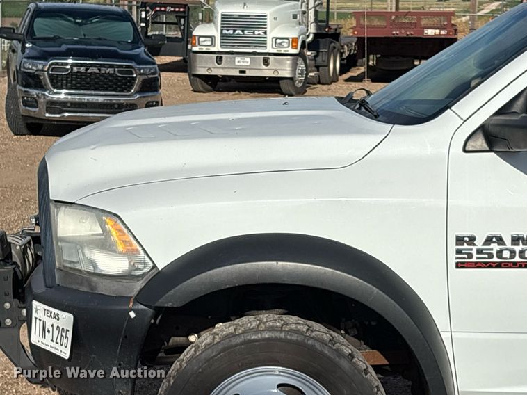 image for item DX8050 2014 Dodge Ram 5500 bucket truck