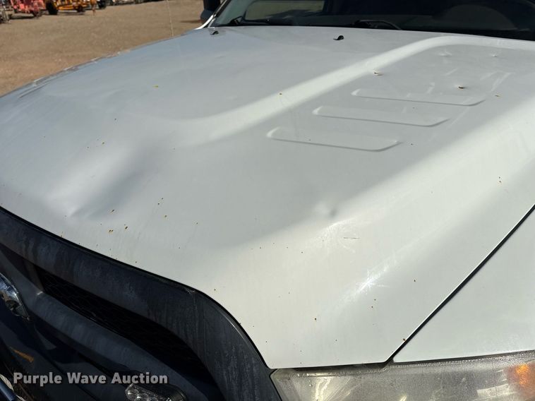 image for item DX8050 2014 Dodge Ram 5500 bucket truck