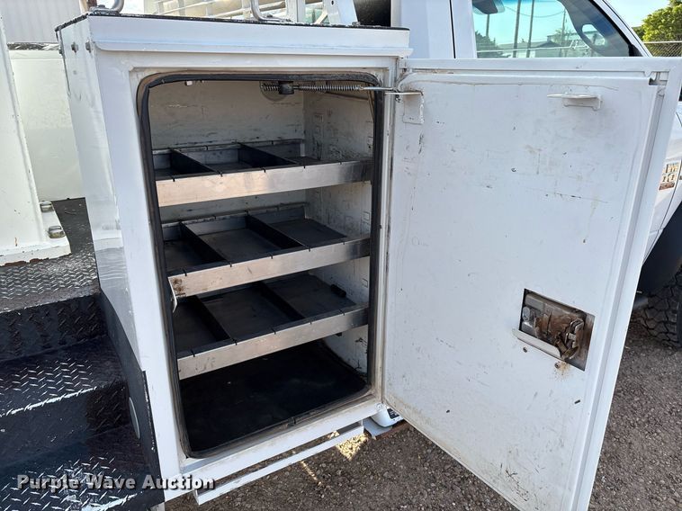 image for item DX8050 2014 Dodge Ram 5500 bucket truck