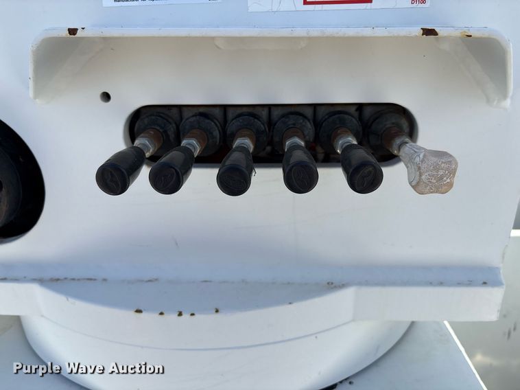 image for item DX8050 2014 Dodge Ram 5500 bucket truck