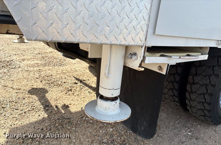 image for item DX8050 2014 Dodge Ram 5500 bucket truck