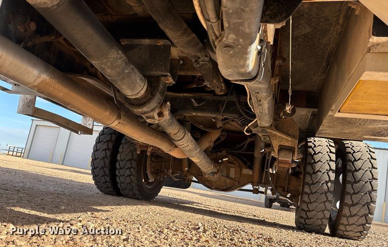 image for item DX8050 2014 Dodge Ram 5500 bucket truck