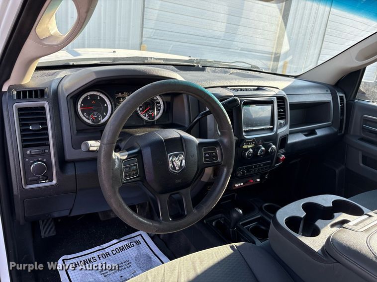 image for item DX8050 2014 Dodge Ram 5500 bucket truck