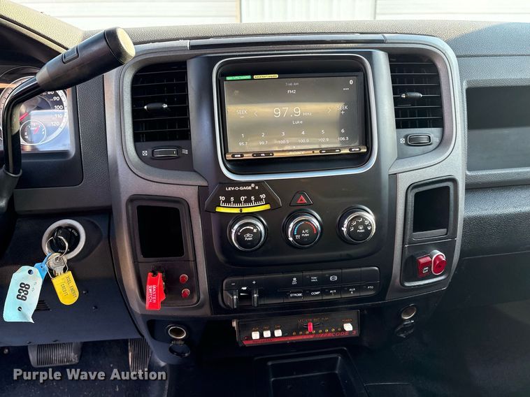 image for item DX8050 2014 Dodge Ram 5500 bucket truck