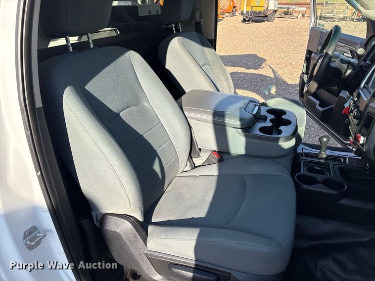 image for item DX8050 2014 Dodge Ram 5500 bucket truck