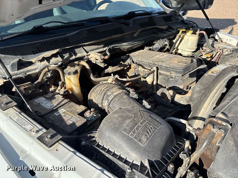 image for item DX8050 2014 Dodge Ram 5500 bucket truck