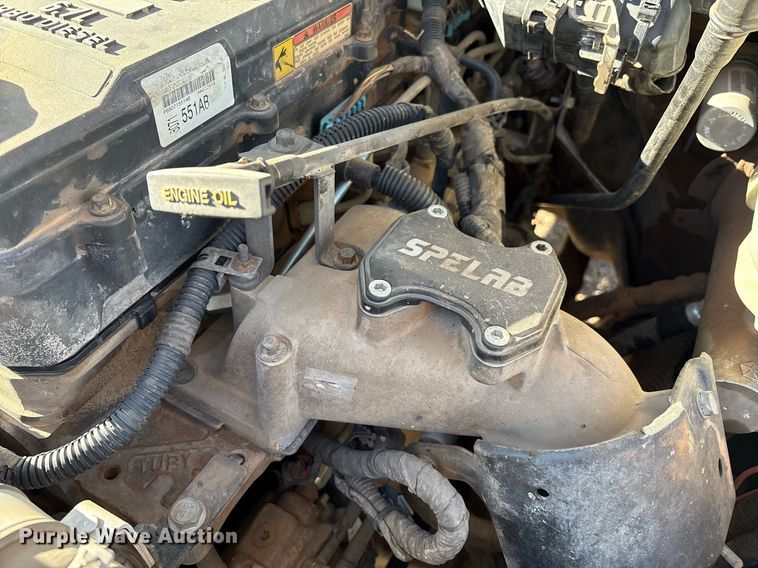 image for item DX8050 2014 Dodge Ram 5500 bucket truck