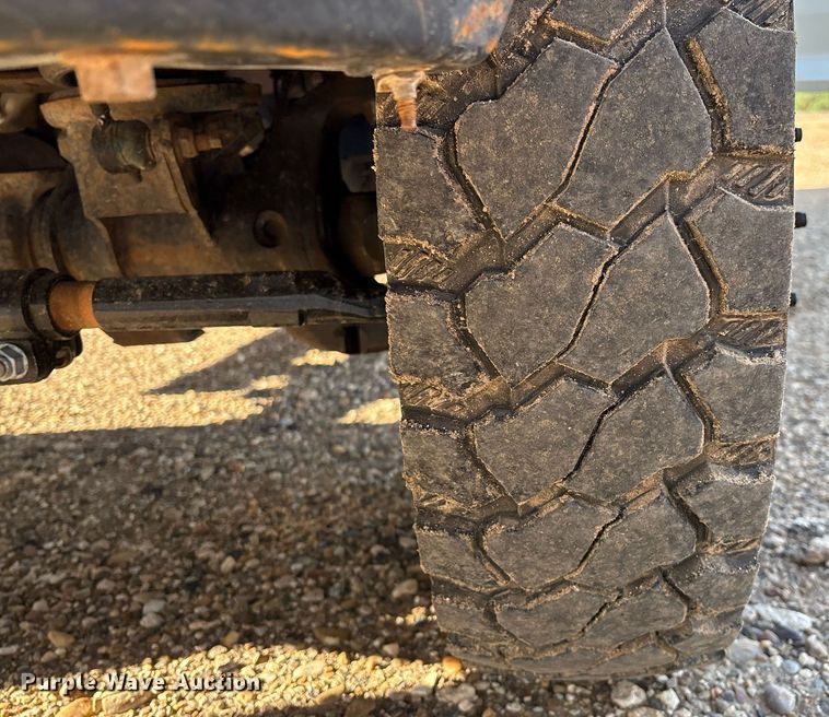 image for item DX8050 2014 Dodge Ram 5500 bucket truck