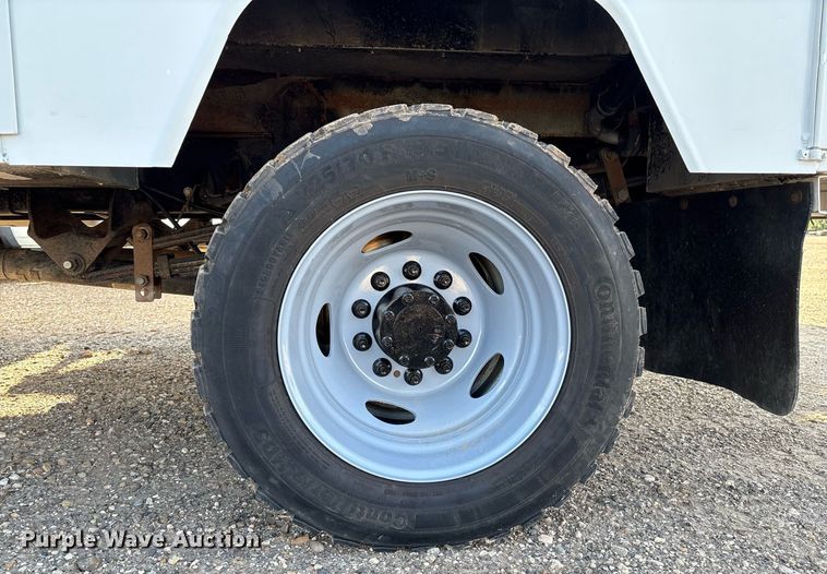 image for item DX8050 2014 Dodge Ram 5500 bucket truck