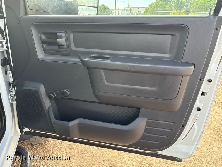 image for item DX8051 2012 Dodge Ram 5500 bucket truck