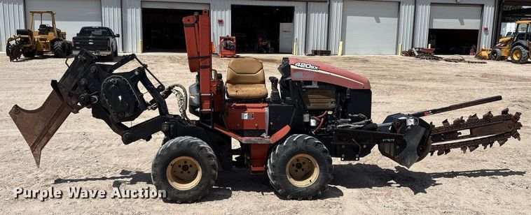image for item DX8062 2007 Ditch Witch 420SX trencher