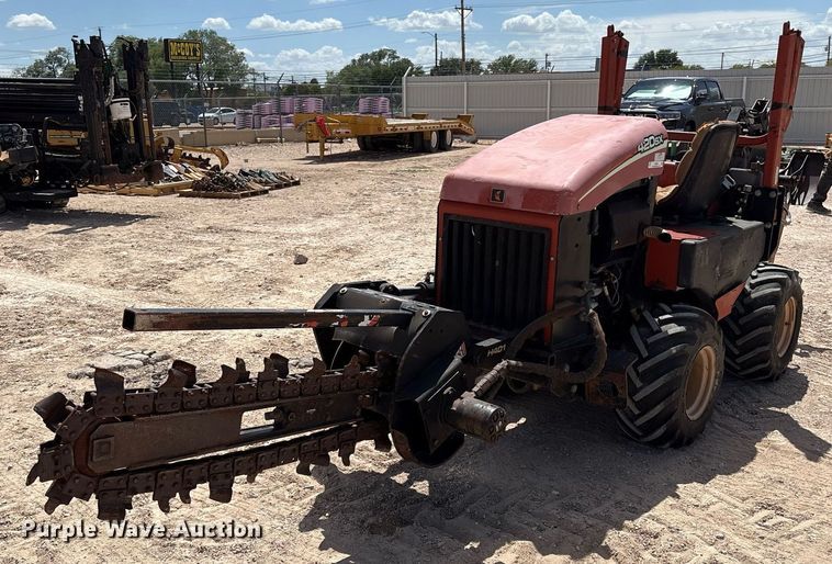image for item DX8062 2007 Ditch Witch 420SX trencher
