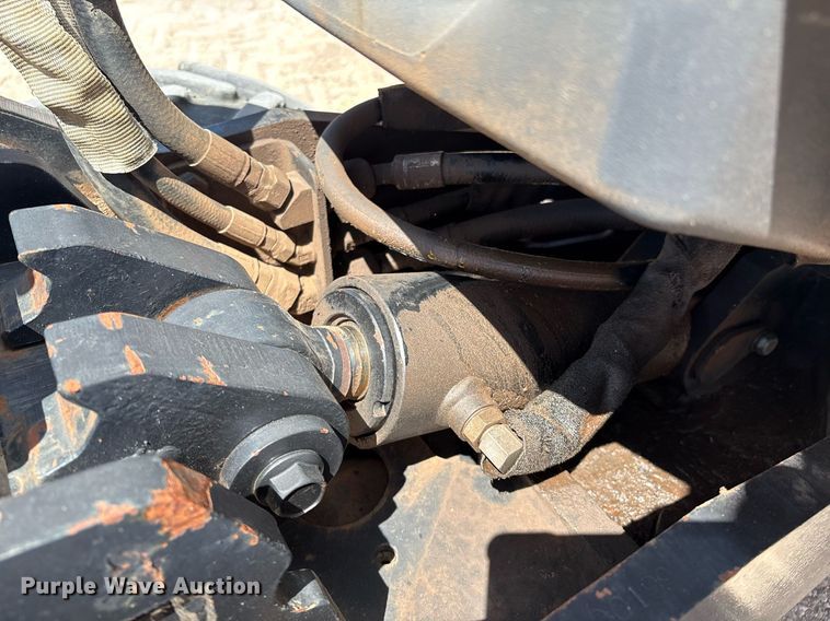 image for item DX8062 2007 Ditch Witch 420SX trencher