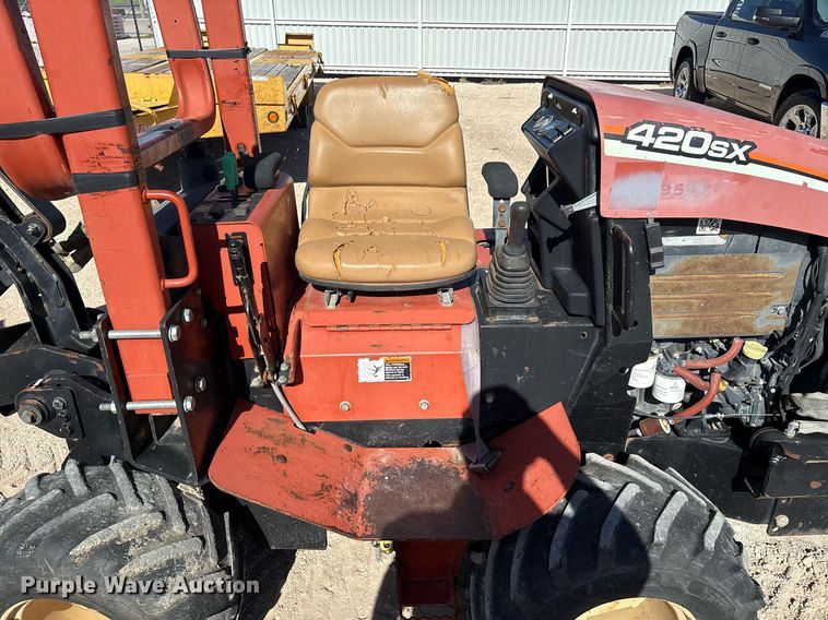 image for item DX8062 2007 Ditch Witch 420SX trencher