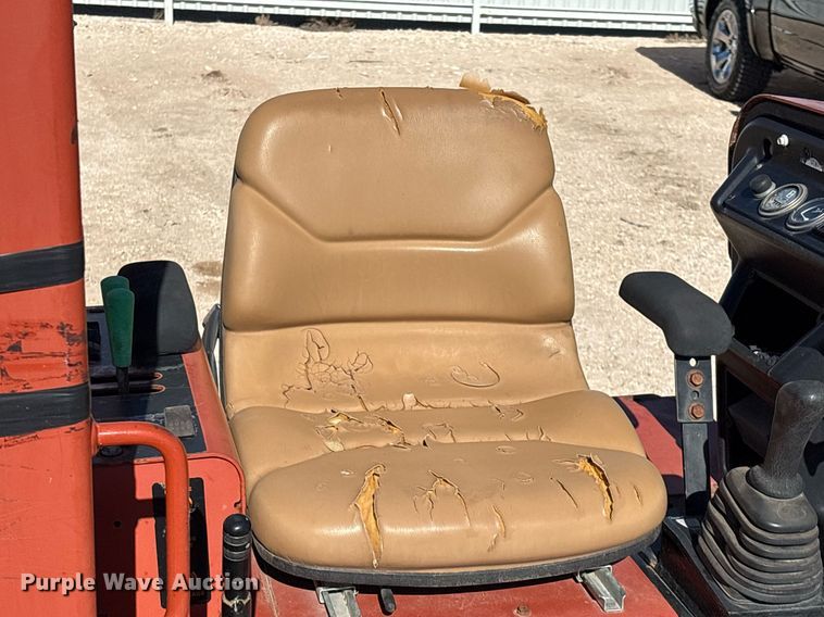 image for item DX8062 2007 Ditch Witch 420SX trencher