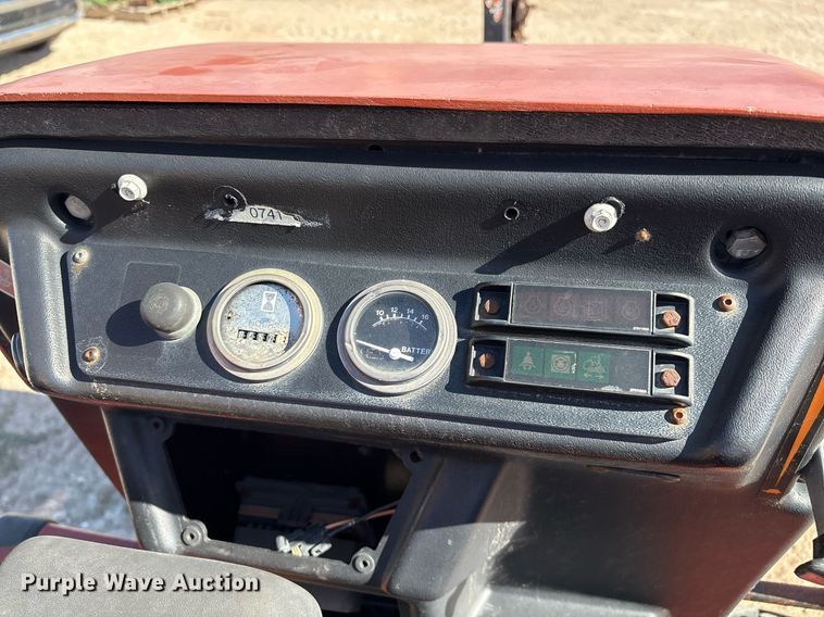 image for item DX8062 2007 Ditch Witch 420SX trencher