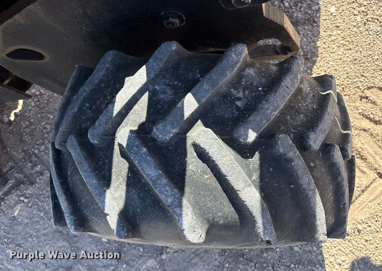 image for item DX8062 2007 Ditch Witch 420SX trencher