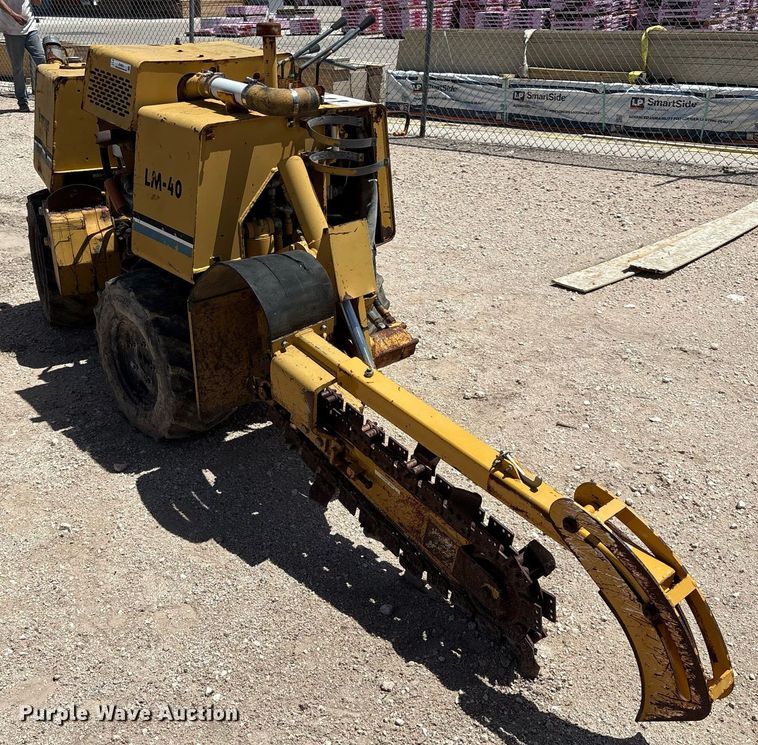 image for item DX8063 Vermeer LM-40 trencher
