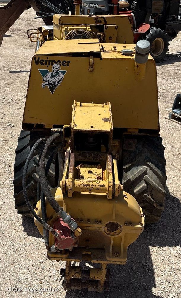 image for item DX8063 Vermeer LM-40 trencher