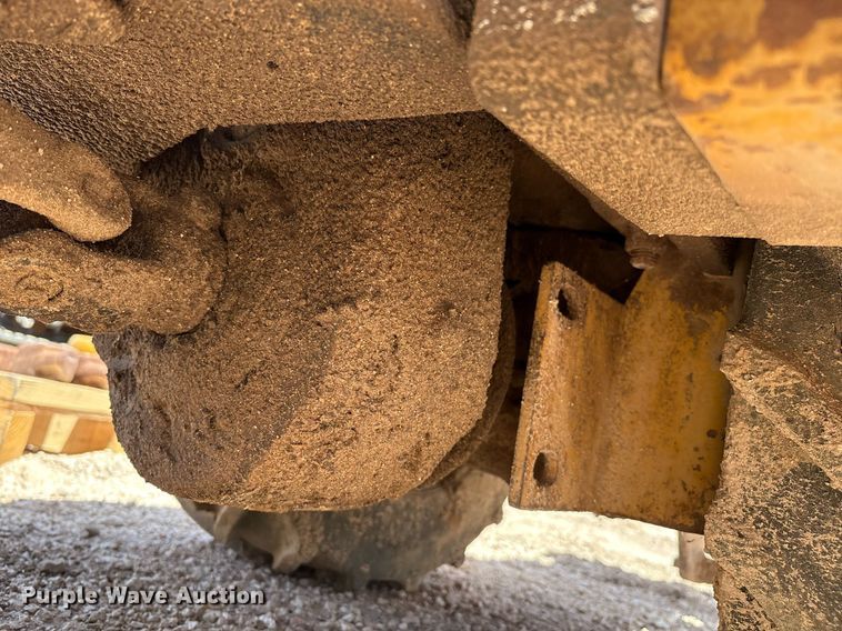 image for item DX8063 Vermeer LM-40 trencher