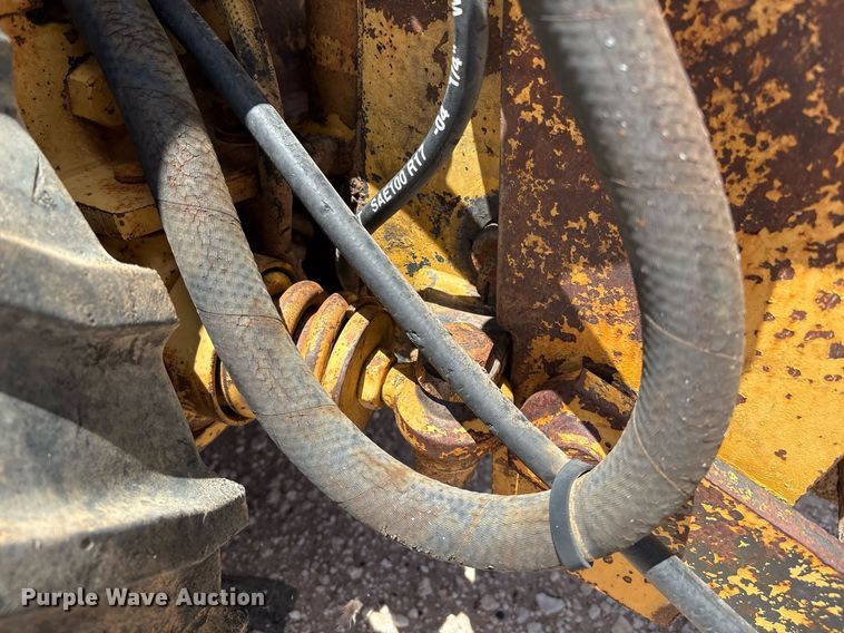 image for item DX8063 Vermeer LM-40 trencher