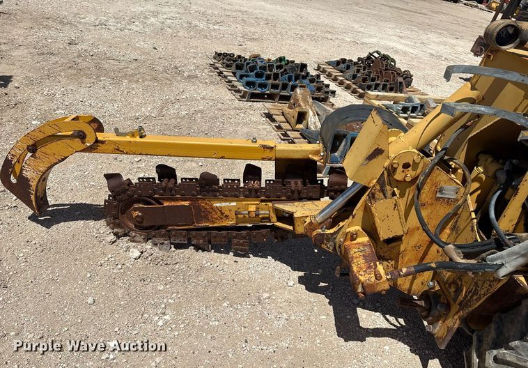 image for item DX8063 Vermeer LM-40 trencher