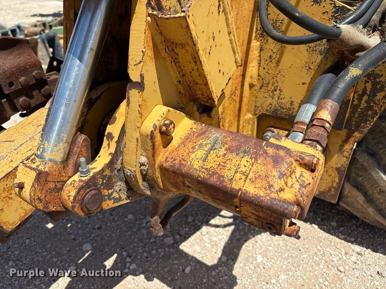 image for item DX8063 Vermeer LM-40 trencher