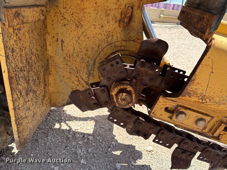 image for item DX8063 Vermeer LM-40 trencher