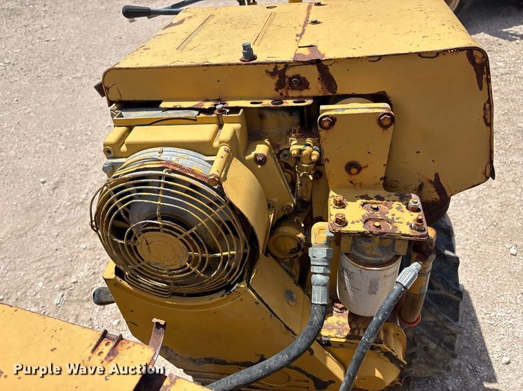 image for item DX8063 Vermeer LM-40 trencher