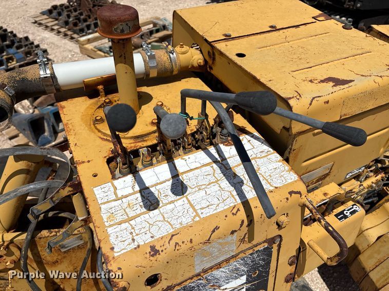 image for item DX8063 Vermeer LM-40 trencher