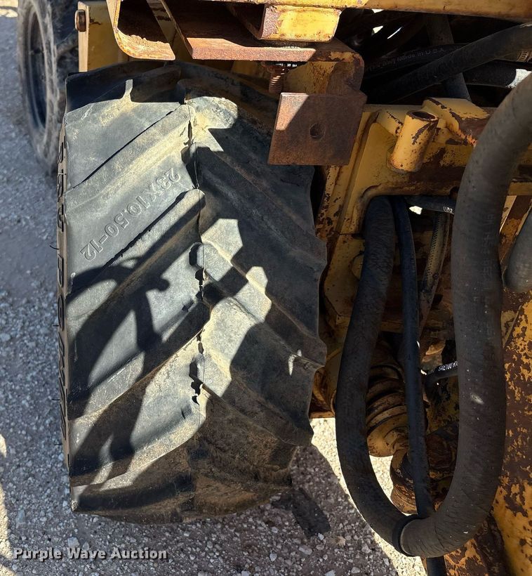 image for item DX8063 Vermeer LM-40 trencher