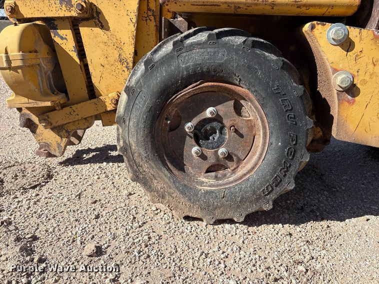 image for item DX8063 Vermeer LM-40 trencher